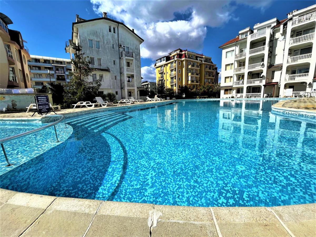 Bravo 5 Holiday Home Sunny Beach Buitenkant foto